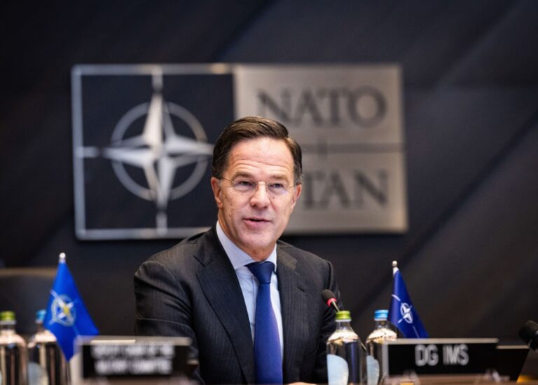 Рютте: Європа оплатить зброю для України