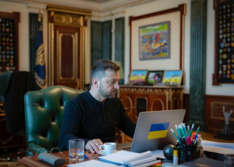 Зеленський провів розмову з Шольцом