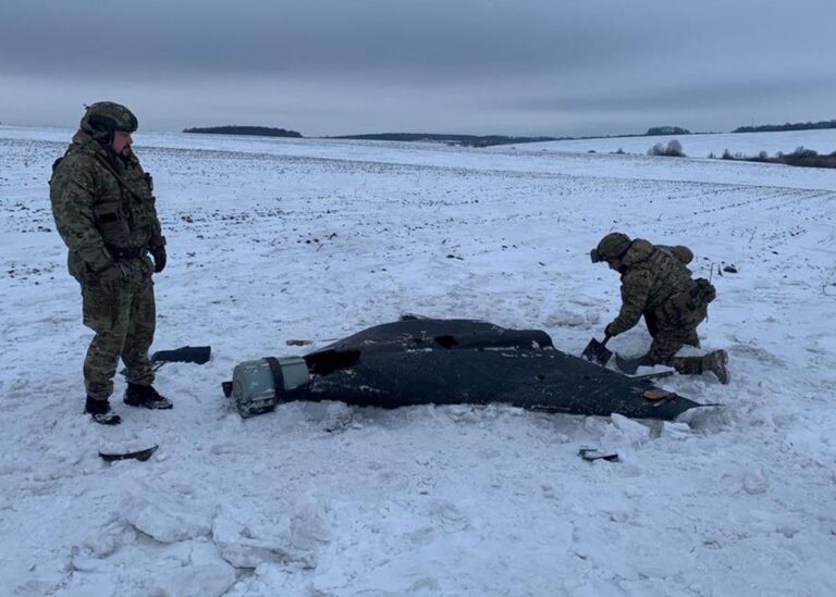 ППО відбила атаку понад 160 російських дронів