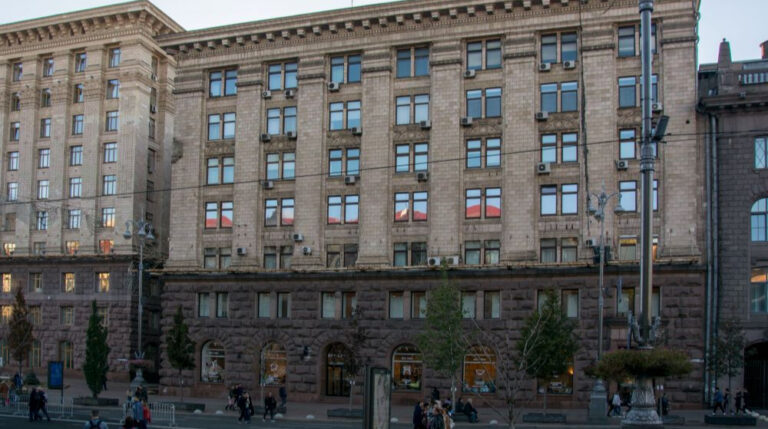 Кабмін не хоче бачити УСПП Кінаха в своїх кабінетах в будинку на Хрещатику