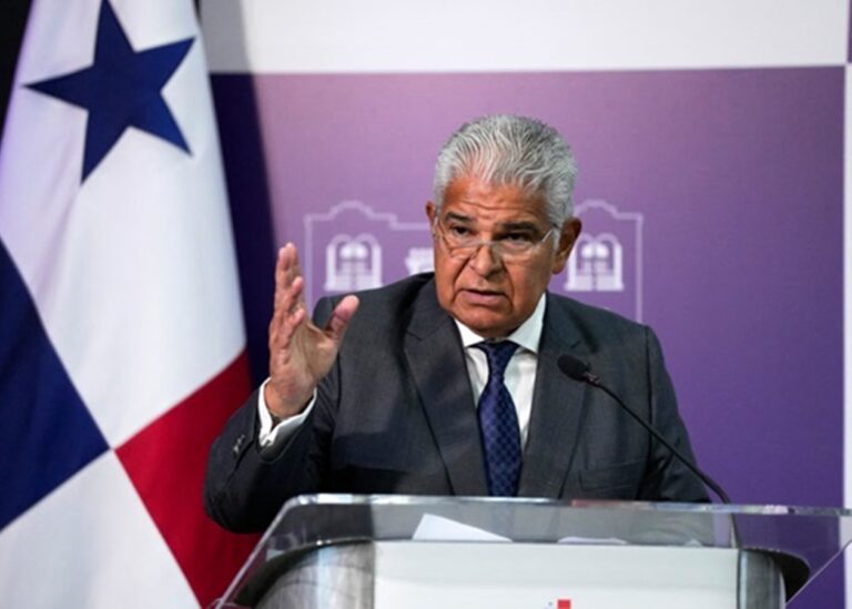 Глава Панами звинуватив Трампа у брехні щодо Панамського каналу