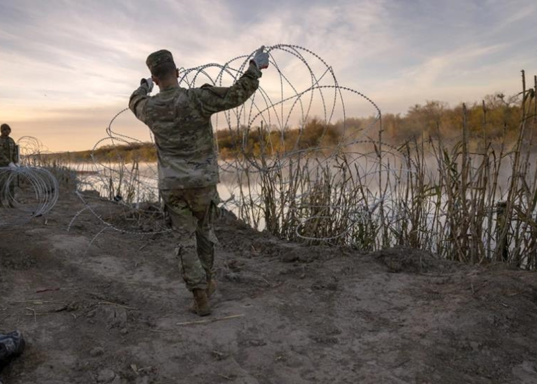 Венс заявив, що Трамп зведе стіну між США та Мексикою до 2029 року