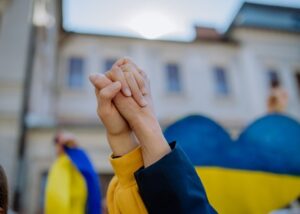 Українці відповіли, чи готові до територіальних поступок заради миру