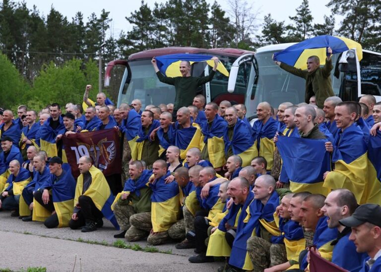 Україна повернула з полону 205 воїнів