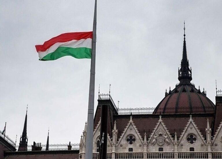 Угорщина відклала переговори з Україною