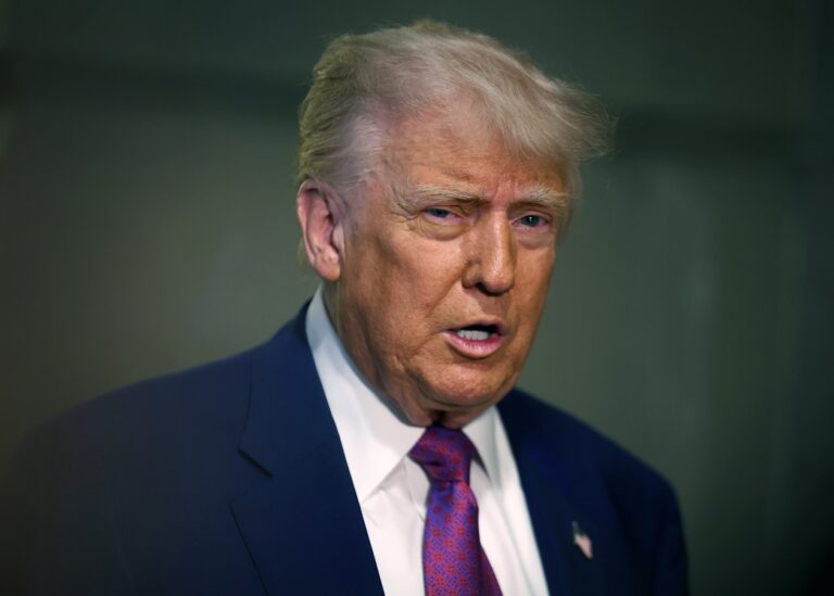 Трамп впритул наблизився до санкцій проти РФ – WSJ