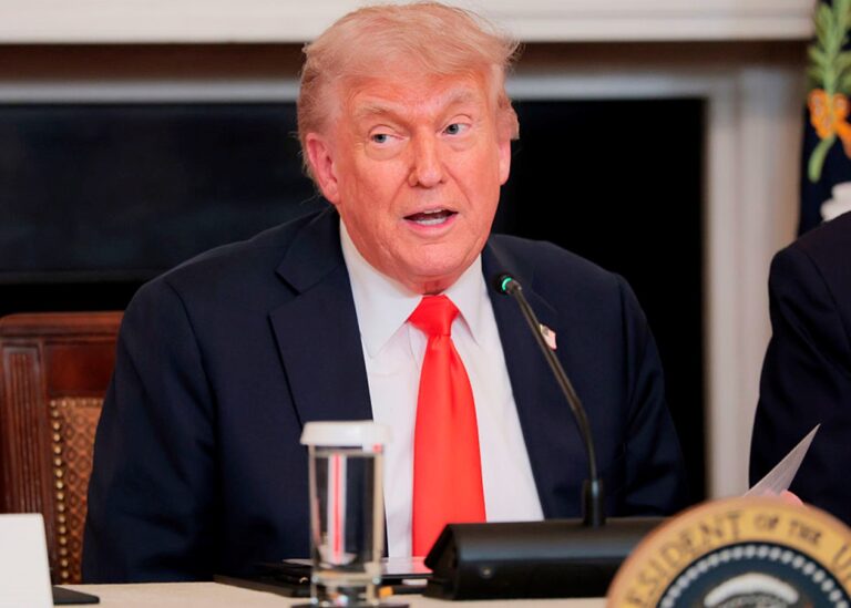 Трамп назвав Грету Тунберг "дивною" та порадив їй курси з гніву