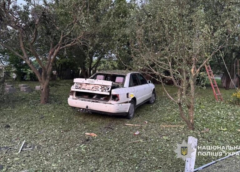 Росіяни вдарили дронами по Прилуках: є поранені