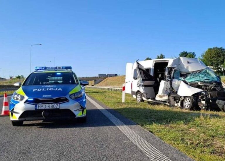 Під Варшавою сталася ДТП за участю українців: є потерпілі