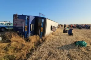 У Румунії перекинувся автобус з понад 50 українцями (фото)