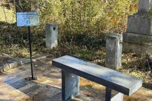 Скандал у Болгарії: комік відновив занедбану могилу Драгоманова, але зіткнувся з опором української діаспори