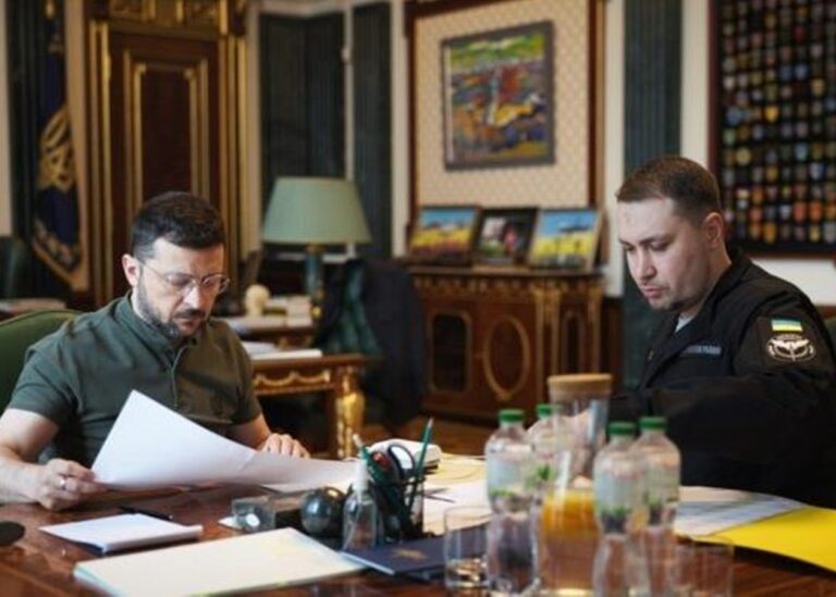 Буданов доповів Зеленському щодо слабких місць РФ