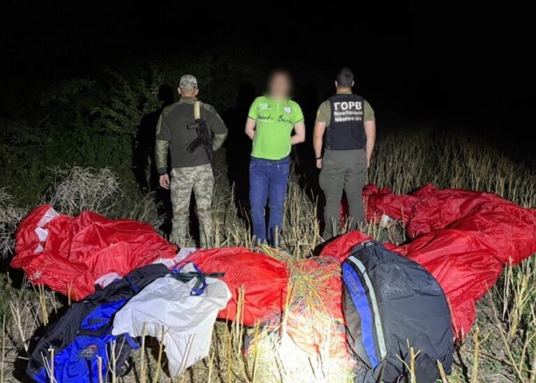 На Вінниччині затримали чоловіка, який намагався перелетіти кордон