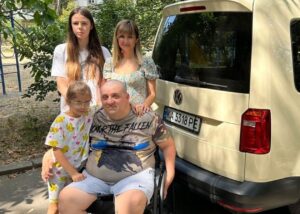 Благодійники надали ветерану 66-ї ОМБр інклюзивне авто