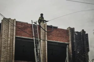 Атака на Харківщину: виникли чисельні пожежі