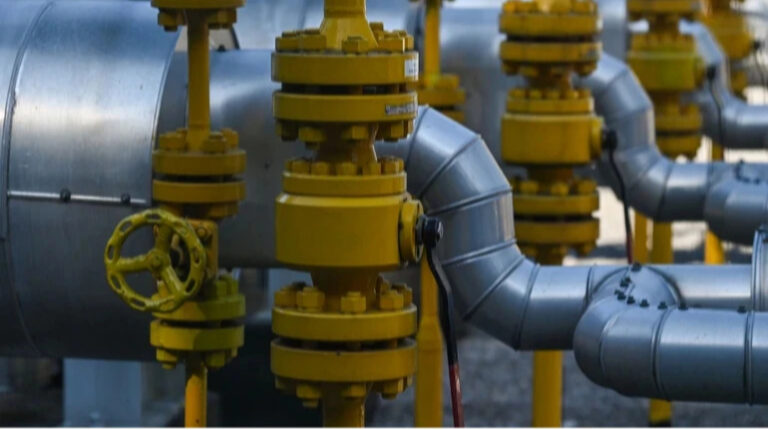 Європейський газ демонструє перший тижневий ріст за майже місяць