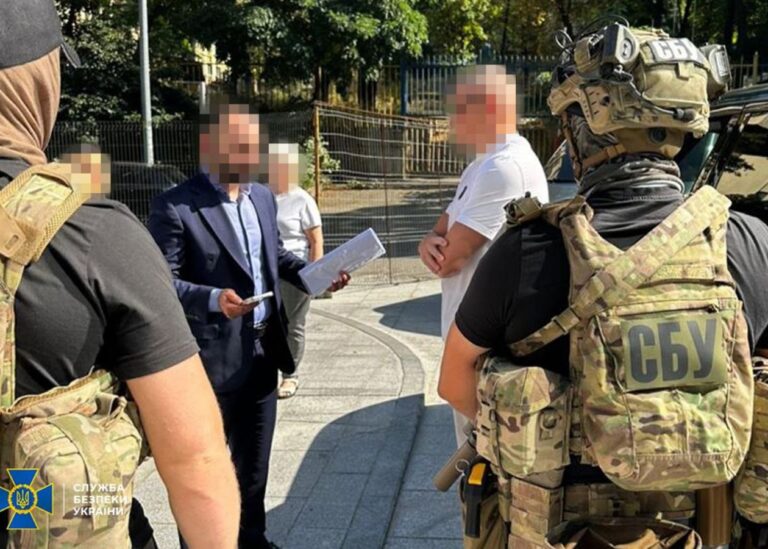 У Києві колишній топподатківець створив конвертцентр із обігом у 1,5 млрд