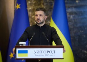 Успішно випробувано далекобійну зброю – Зеленський