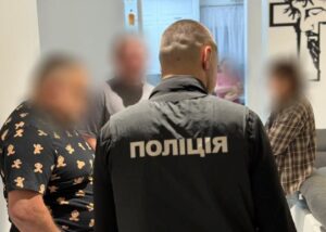 На Прикарпатті затримали на хабарі депутата, що працює в ТЦК