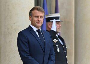 Макрон гостро відповів Трампу на вимогу щодо Китаю