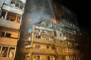 Рятувальники відзвітували про наслідки нічної атаки на Київ (фото)