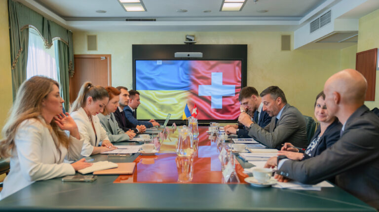 В Україні збудують завод кріплень для євроколії: на які ще проєкти виділить гроші Швейцарія
