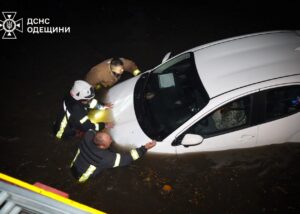 СюжетЗагиблі і зниклі. Погодній апокаліпсис в Одесі