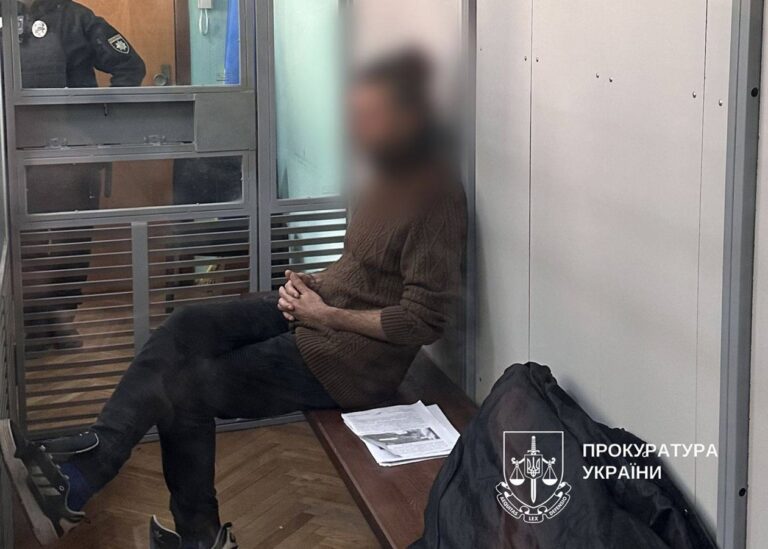 У Києві взяли під варту водія, який побив велосипедиста