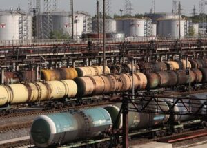 Експорт нафти РФ впав до мінімуму з 2022 року – ЗМІ