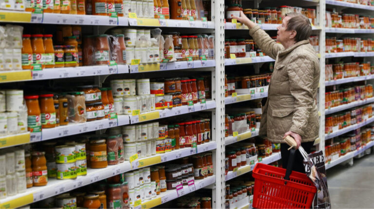 Центробанк попередив росіян про пришвидшене зростання цін через нові податки