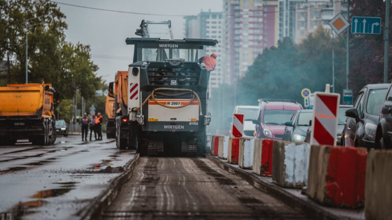 Компанія Шкіля почала ремонт Харківського шосе за мільярд гривень