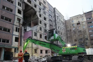 Рятувальні роботи після удару по багатоповерхівці у Дніпрі завершено: деталі