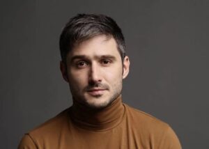 Андрій Федінчик показав, як відновлюється після операції на спині