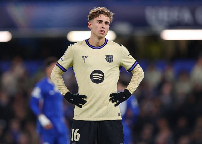 Футболіст Лопес не гратиме за Барселону два тижні