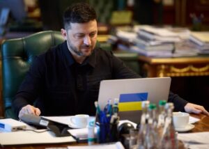 Зеленський поговорив з фон дер Ляєн і Рютте