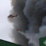 У Дніпрі внаслідок ракетної атаки РФ горять склади з медикаментами та шинами (фото)