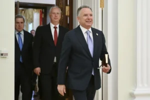 Плівки Віткоффа-Ушакова-Дмітрієва. П’ять найімовірніших сценаріїв розвитку подій