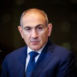 Літак Пашиняна не зміг сісти у Москві через атаку дронів