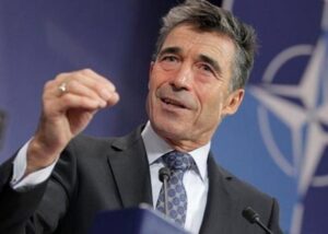 Трамп використовує Гренландію як "зброю масового відволікання уваги" від реальних загроз, - ексгенсек НАТО