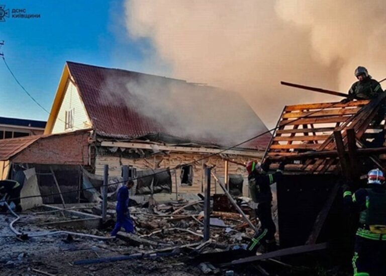 На Київщині пошкоджено понад 20 будинків, є поранені