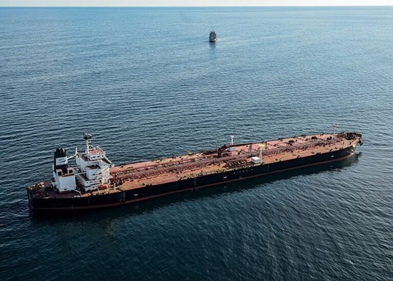 Іспанія допомогла підсанкційному танкеру РФ дістатися Марокко