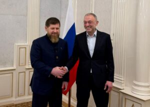 Кадиров назвав "братом" Керімова, якому оголосив кровну помсту