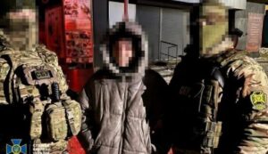 СБУ спіймала “на гарячому”: 17-річна дівчина готувала серію терактів у Харкові (фото)