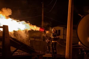 Не можна зволікати з поставками ППО: Зеленський про наслідки нічної атаки на Україну