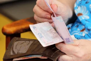 Пенсії в Україні зростуть удвічі: Мінсоцполітики повідомило деталі