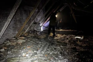 Окупанти атакували будівлю Новгород-Сіверської райадміністрації на Чернігівщині