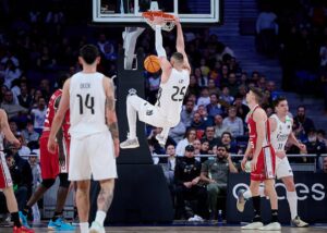 Мадридський Реал здолав Сарагосу за значної участі Леня