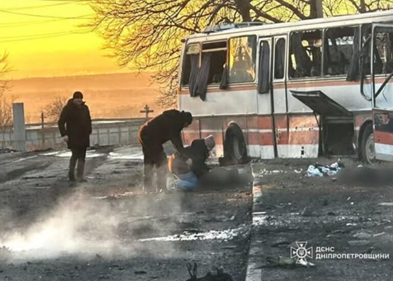 Сибіга про удар по автобусу: РФ доводить свій статус держави-терориста