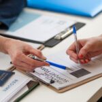 Не лише переселенці: хто може отримати фінансову допомогу в Україні