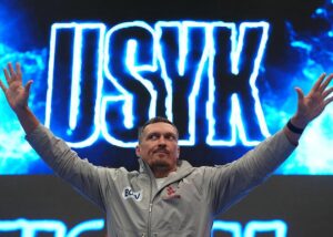Керівник команди Усика спростував будь-які контракти з Zuffa Boxing
